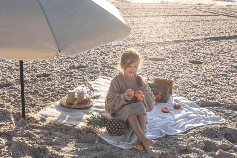 Co zabrać nad morze z dzieckiem? Gotowa lista, dzięki której nie zapakujesz pół domu